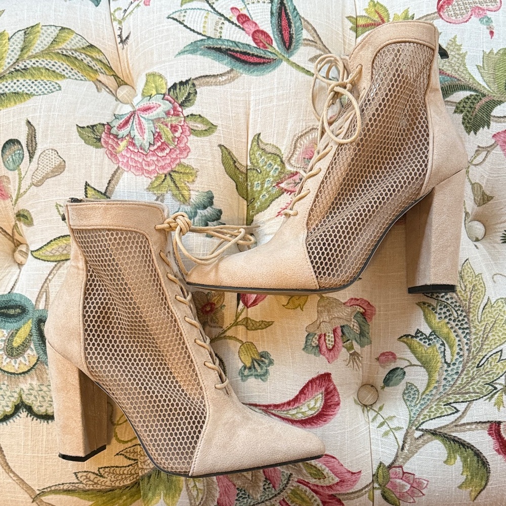 Elegant Beige Lace-Up Ankle Boots